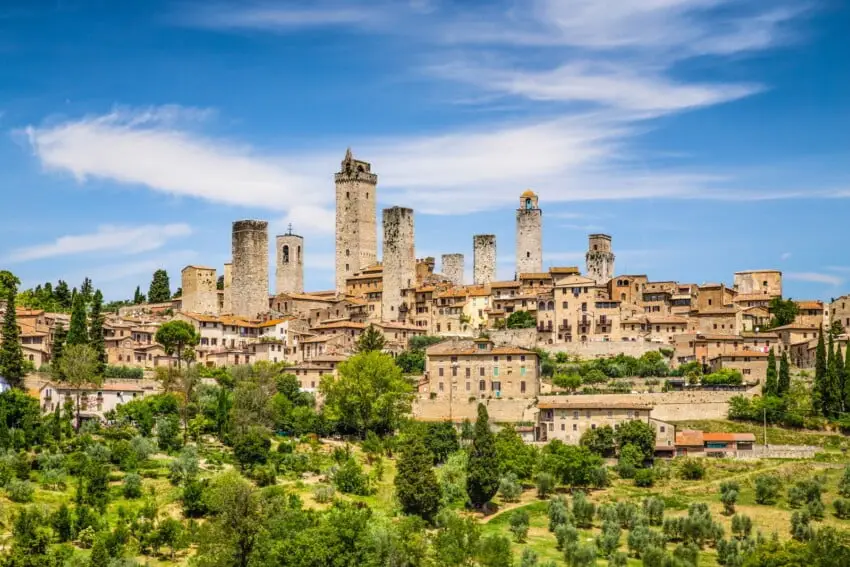 San Gimignano Village by limousine tour in chianti